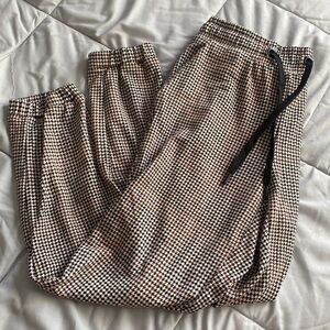 Vintage pattern joggers